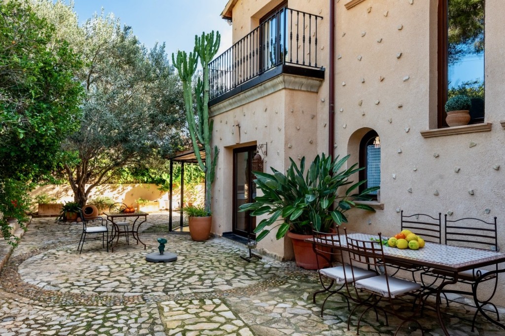 Villa in Costa de la Calma close by the sea