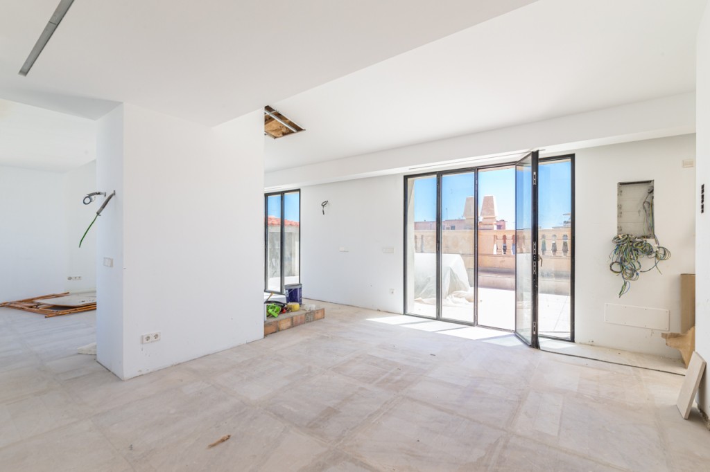 Investment - Historic residential building in Palma